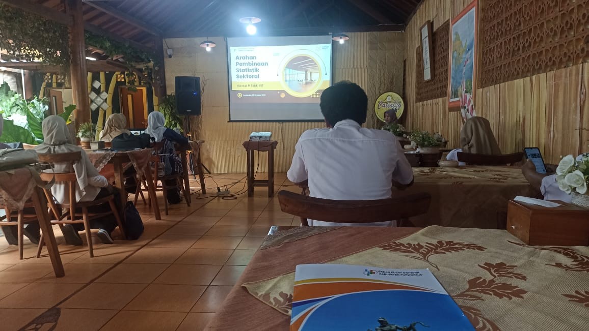 DINSOSDALDUKKB Purworejo Ikuti Pembinaan Statistik Sektoral Sesi 3 oleh BPS Purworejo