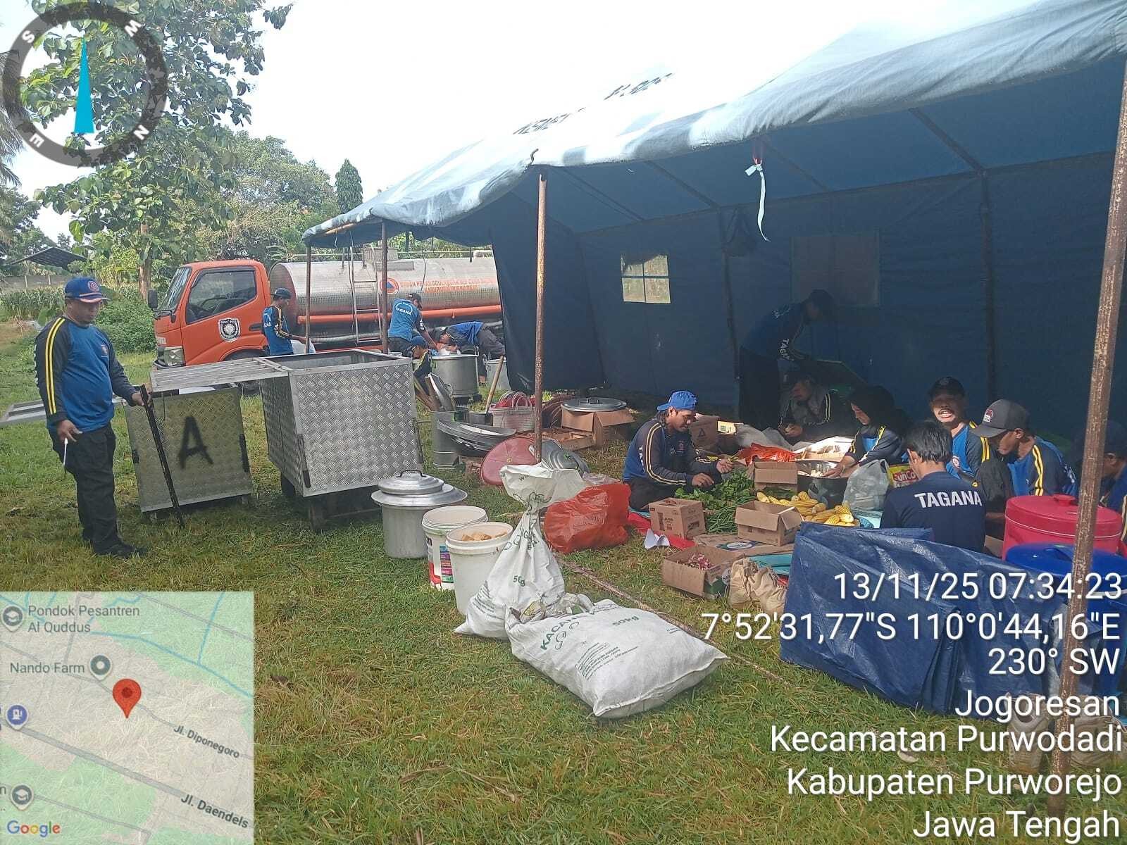 Perkuat Kesiapsiagaan Bencana, DINSOSDALDUKKB Berikan Dukungan Dapur Umum dalam Gladi Lapang Tsunami