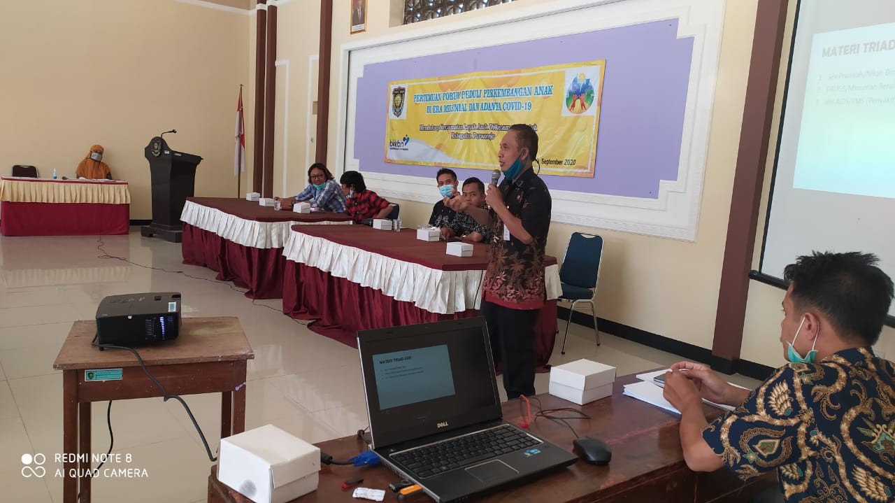 Memperkuat Ketahanan Keluarga Kala Pandemi : Pembinaan Berbasis Kelompok T ri Bina (2)