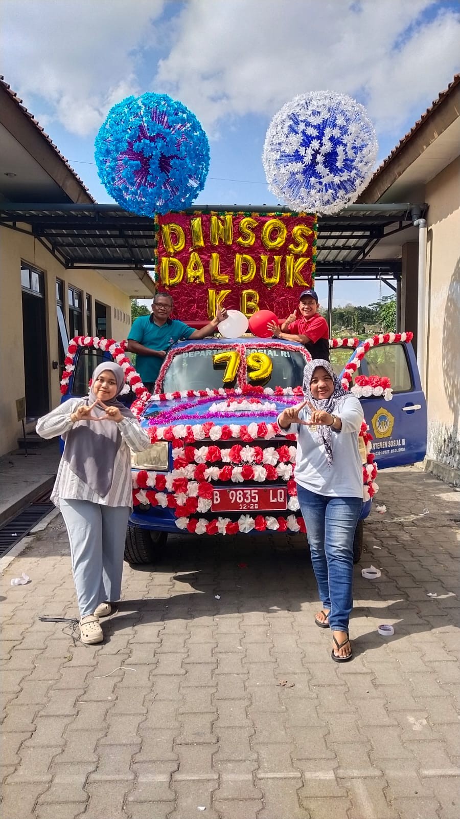 Dinsosdaldukkb Gelar Karnaval Tematik, Promosikan Program KB dan Kesejahteraan Keluarga